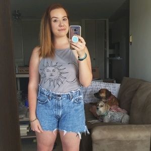 Meet your Posher, Hannah